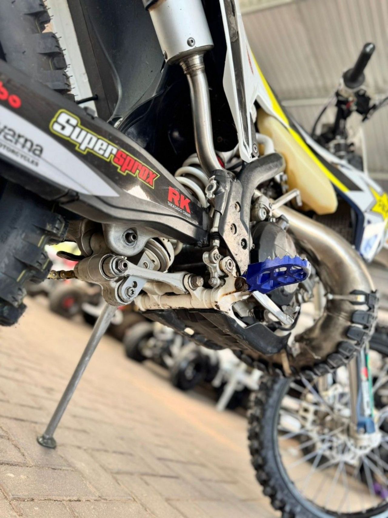 Husqvarna TE Usada en Córdoba, deRuedas