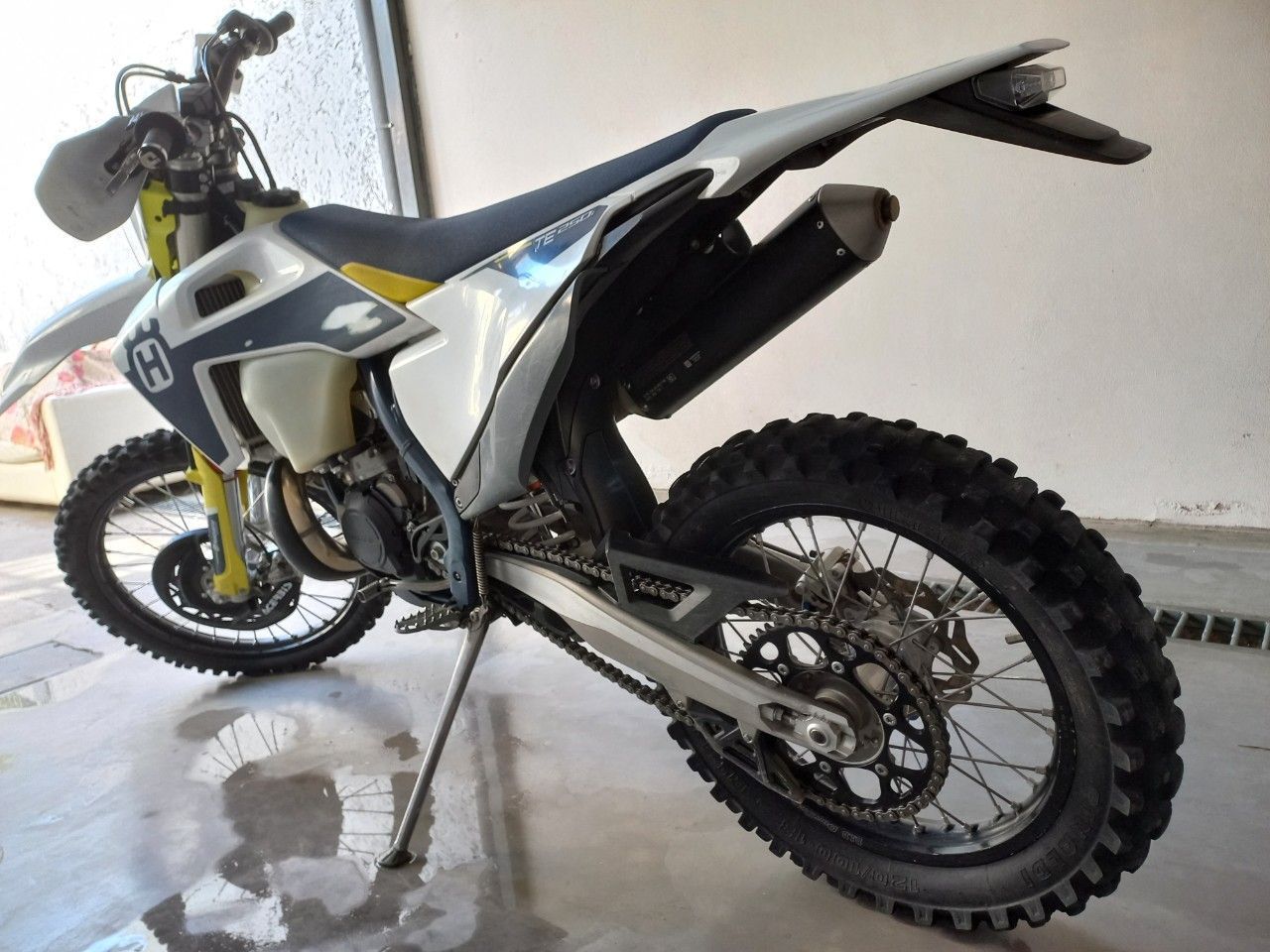 Husqvarna TE Usada en Mendoza, deRuedas