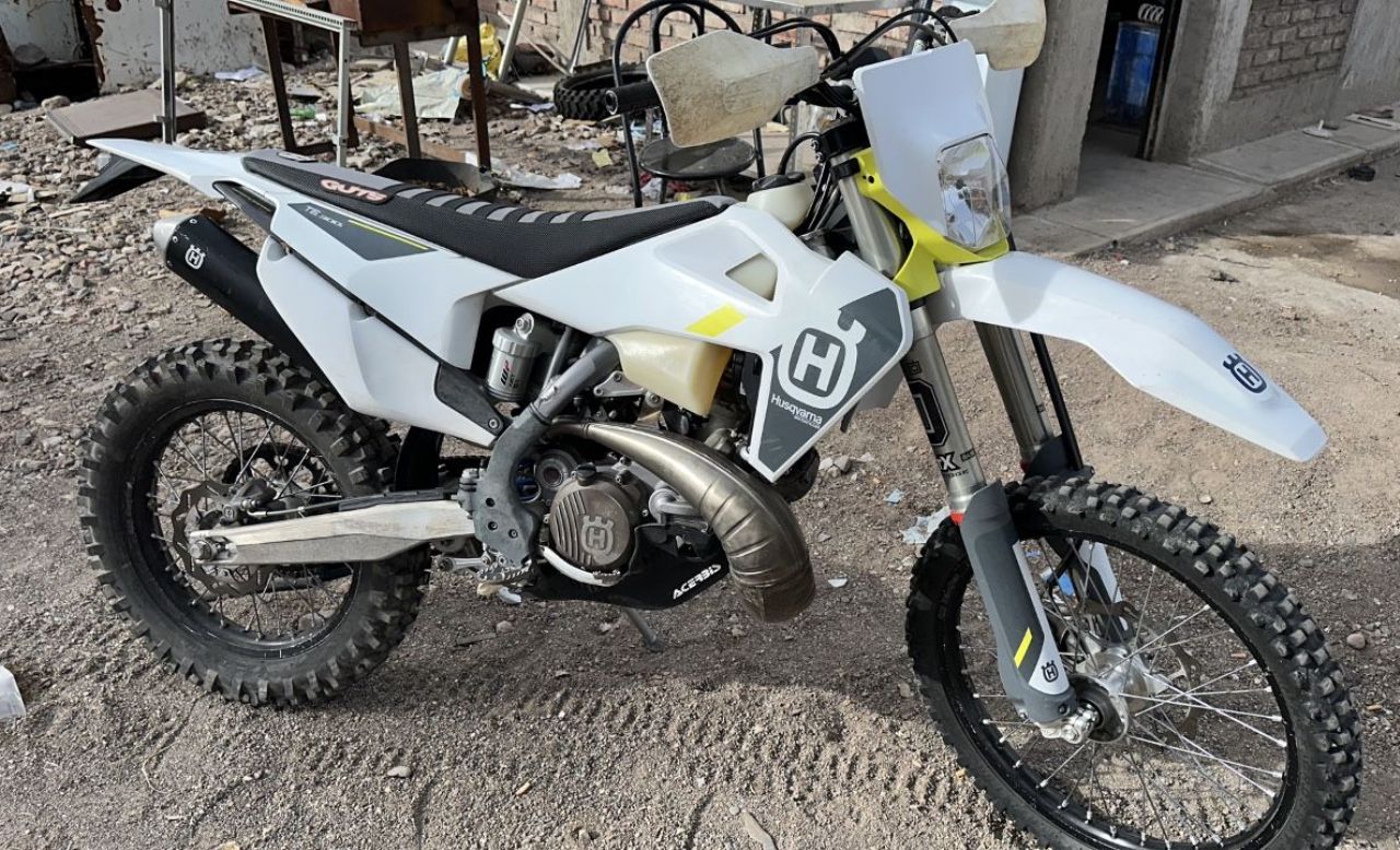 Husqvarna TE Usada en Mendoza, deRuedas