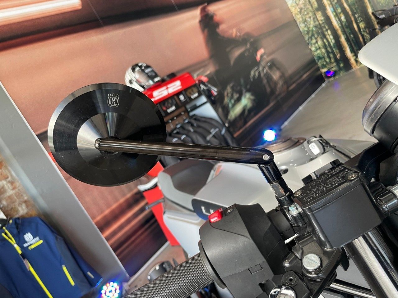Husqvarna Vitpilen Usada en Mendoza, deRuedas
