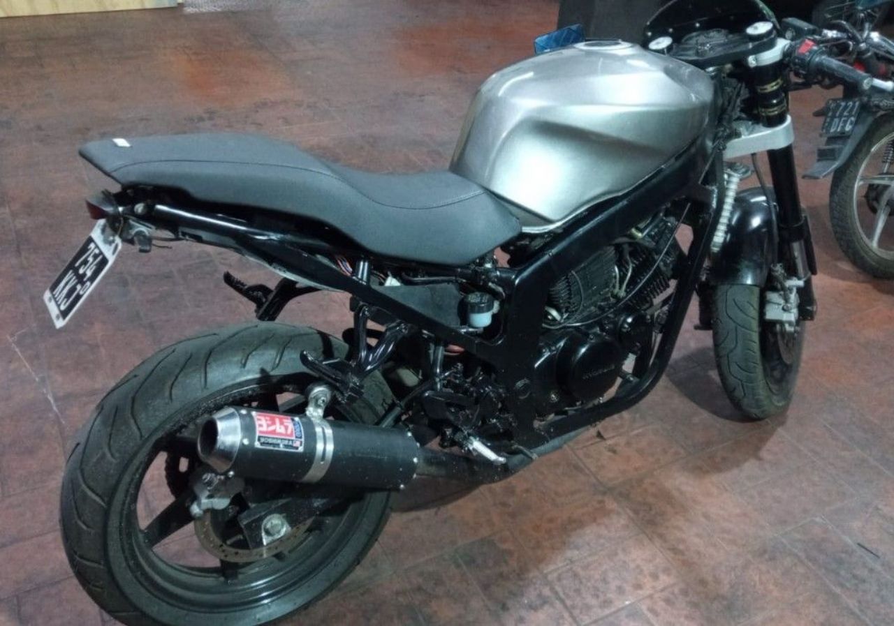 Hyosung GT Usada en Mendoza, deRuedas
