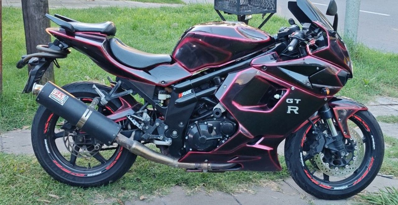 Hyosung GTR Usada en Buenos Aires, deRuedas