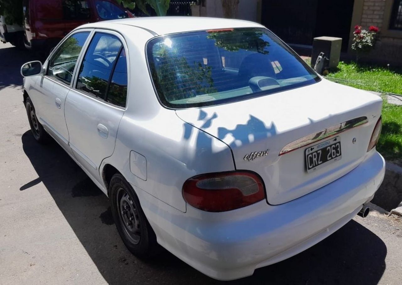 Hyundai Accent Usado en Mendoza, deRuedas
