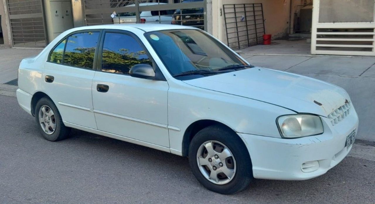 Hyundai Accent Usado en Mendoza, deRuedas