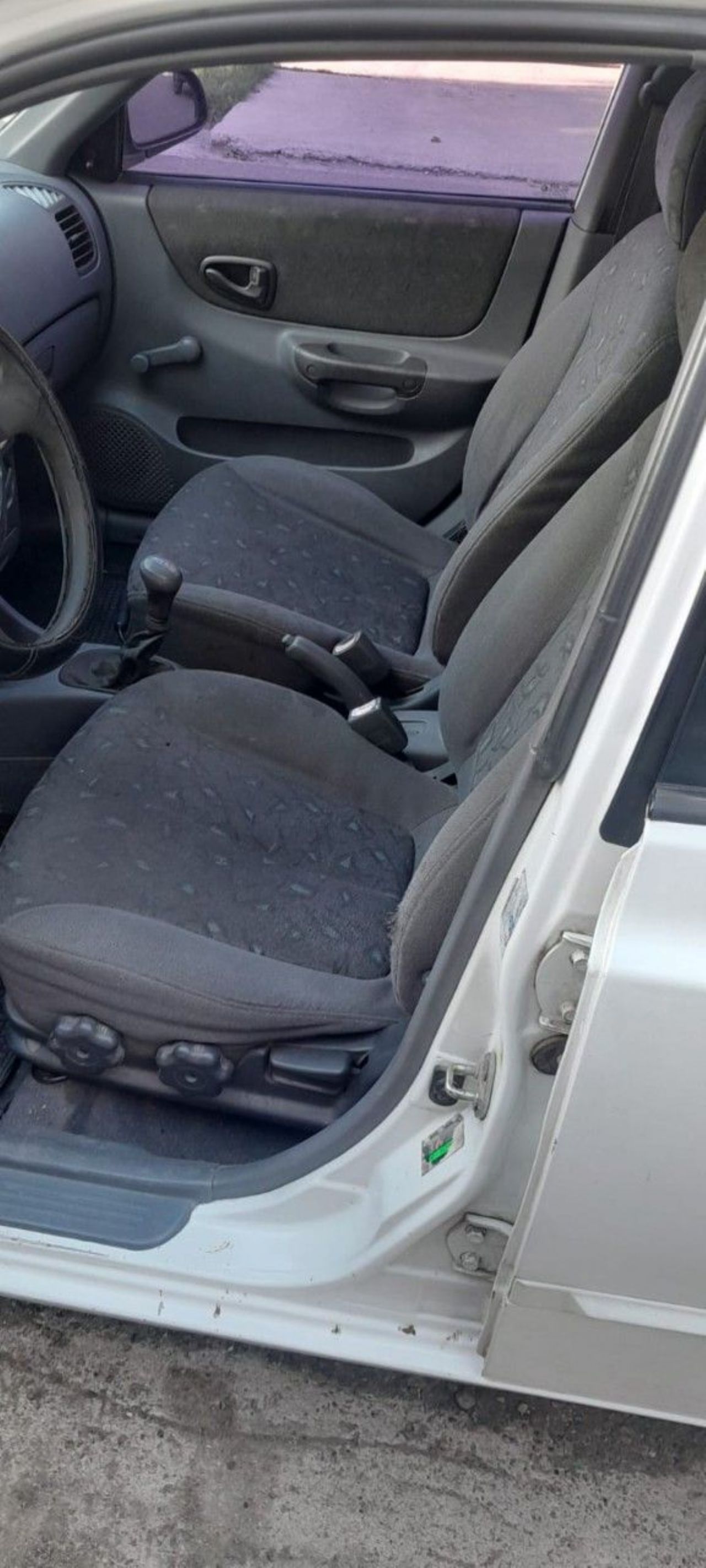 Hyundai Accent Usado en Mendoza, deRuedas