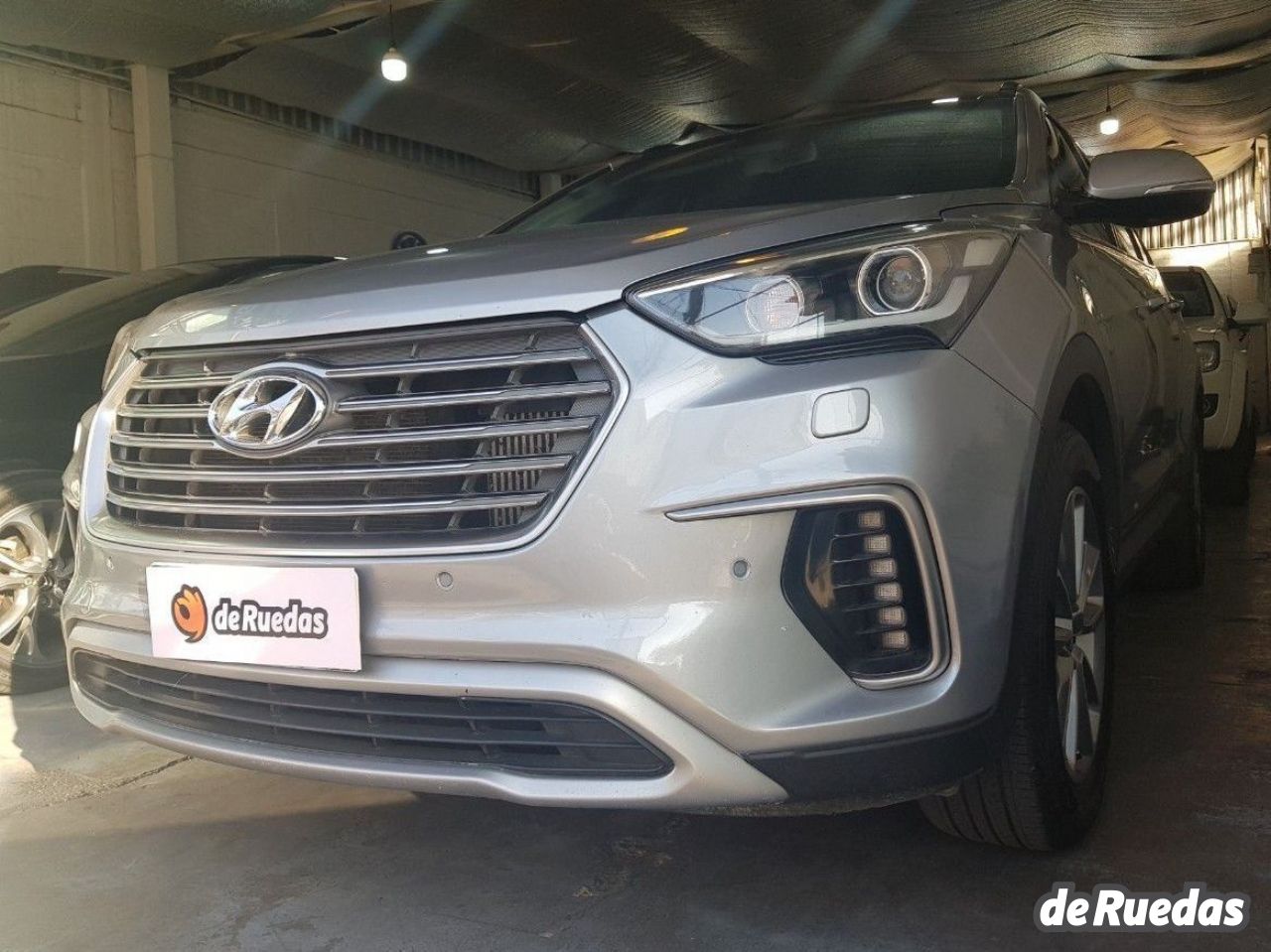 Hyundai Grand Santa Fe Usado en Mendoza, deRuedas