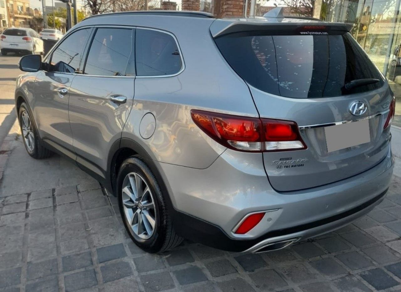 Hyundai Grand Santa Fe Usado en Córdoba, deRuedas