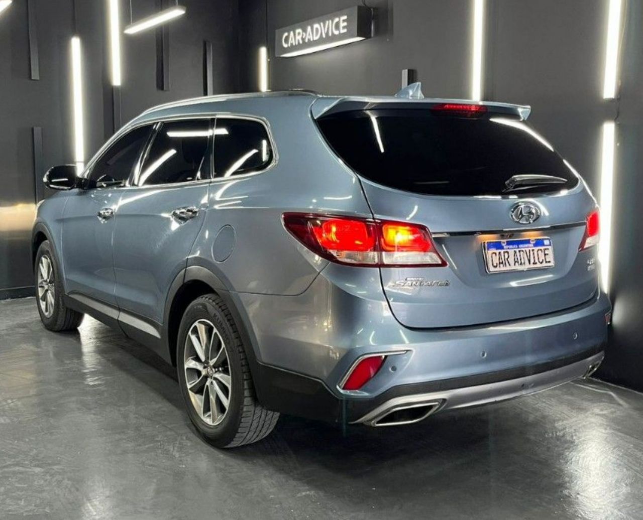 Hyundai Grand Santa Fe Usado en Córdoba, deRuedas