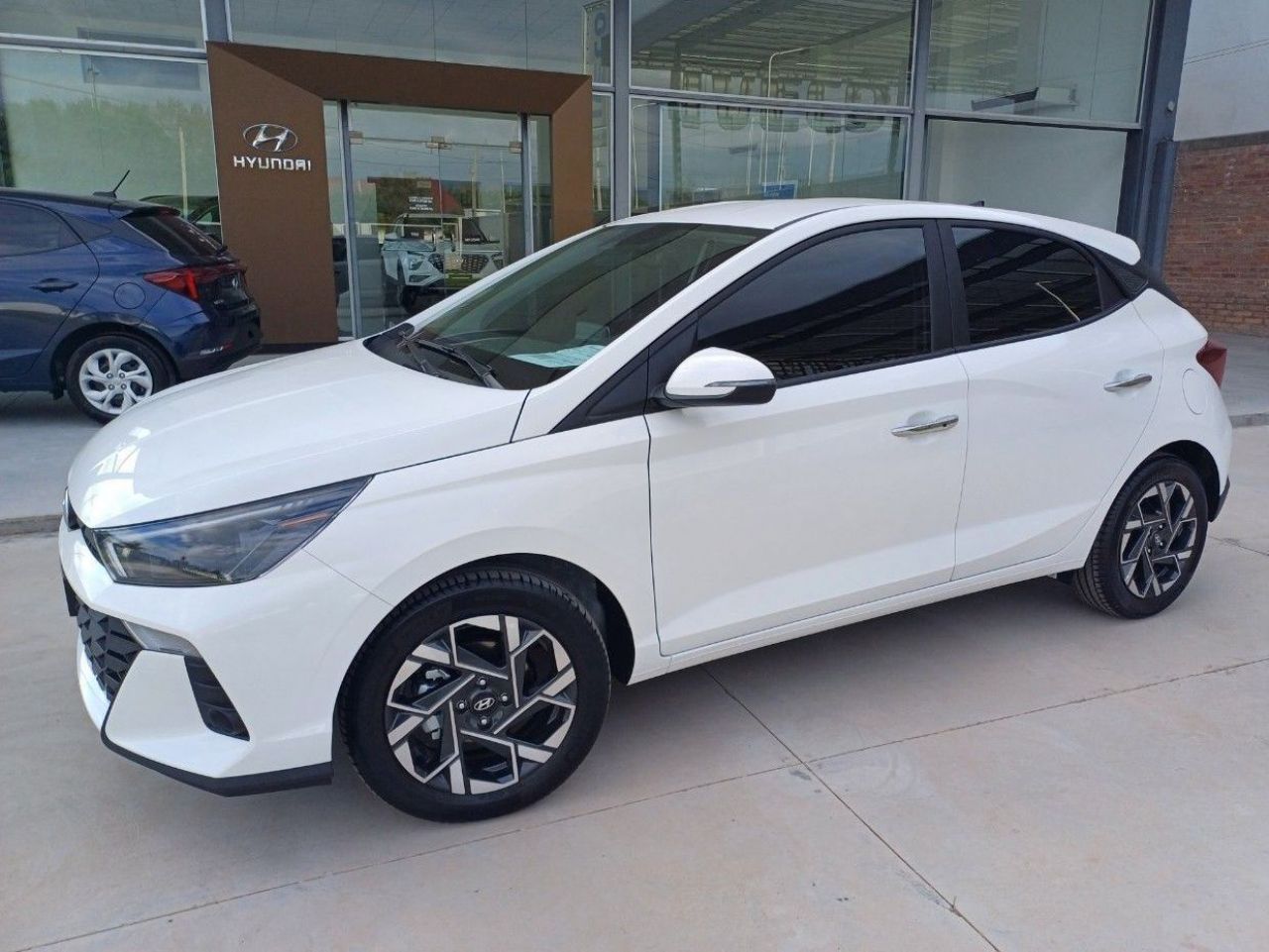 Hyundai HB20 Nuevo en San Juan, deRuedas