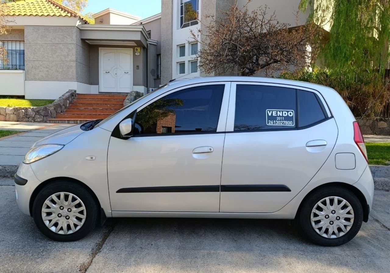 Hyundai I 10 Usado en Mendoza, deRuedas