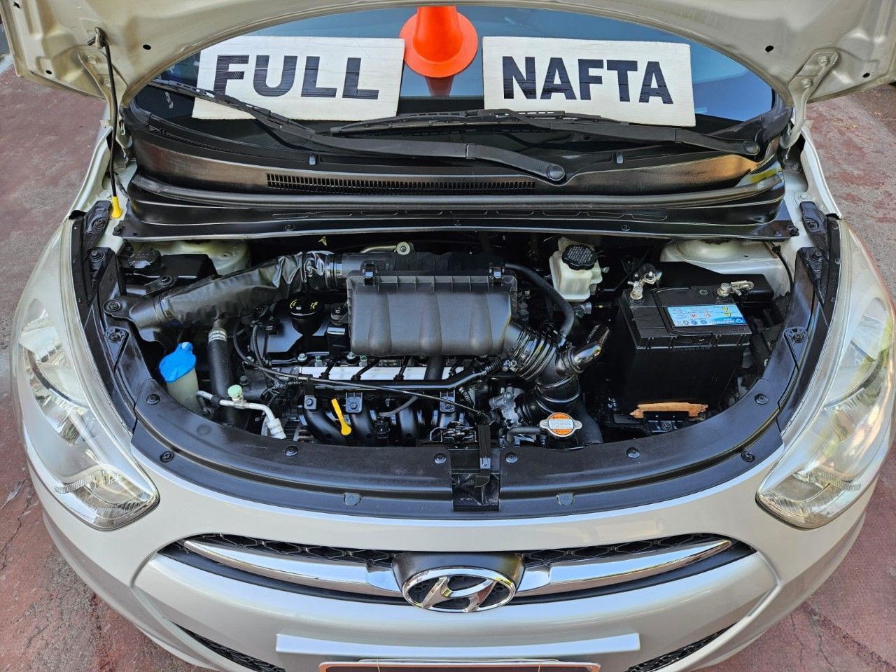 Hyundai I 10 Usado en Mendoza, deRuedas