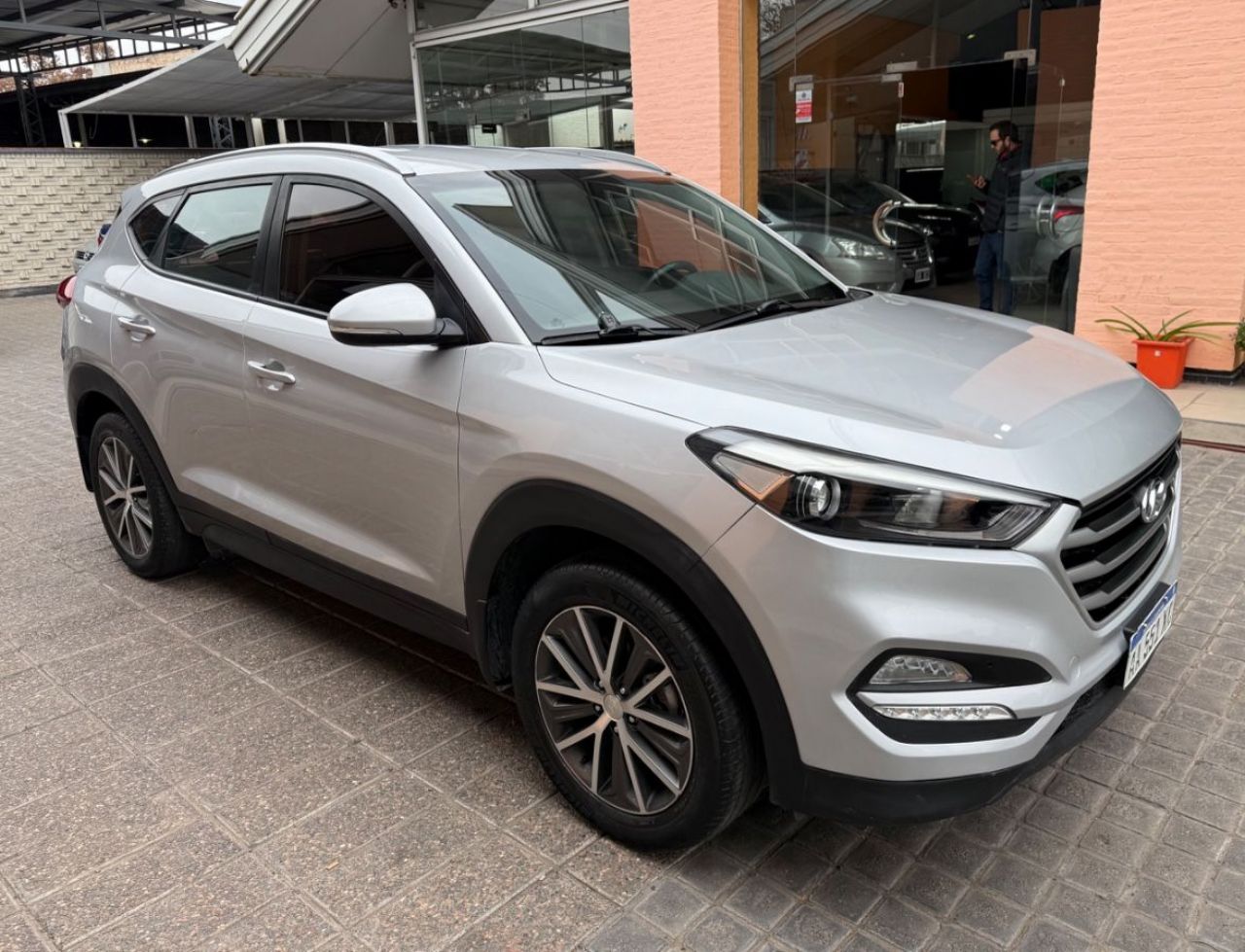 Hyundai Tucson Usado Financiado en Mendoza, deRuedas