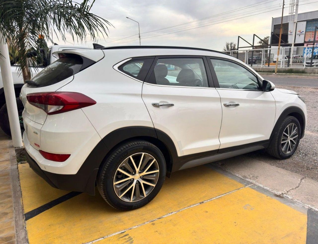 Hyundai Tucson Usado Financiado en San Juan, deRuedas