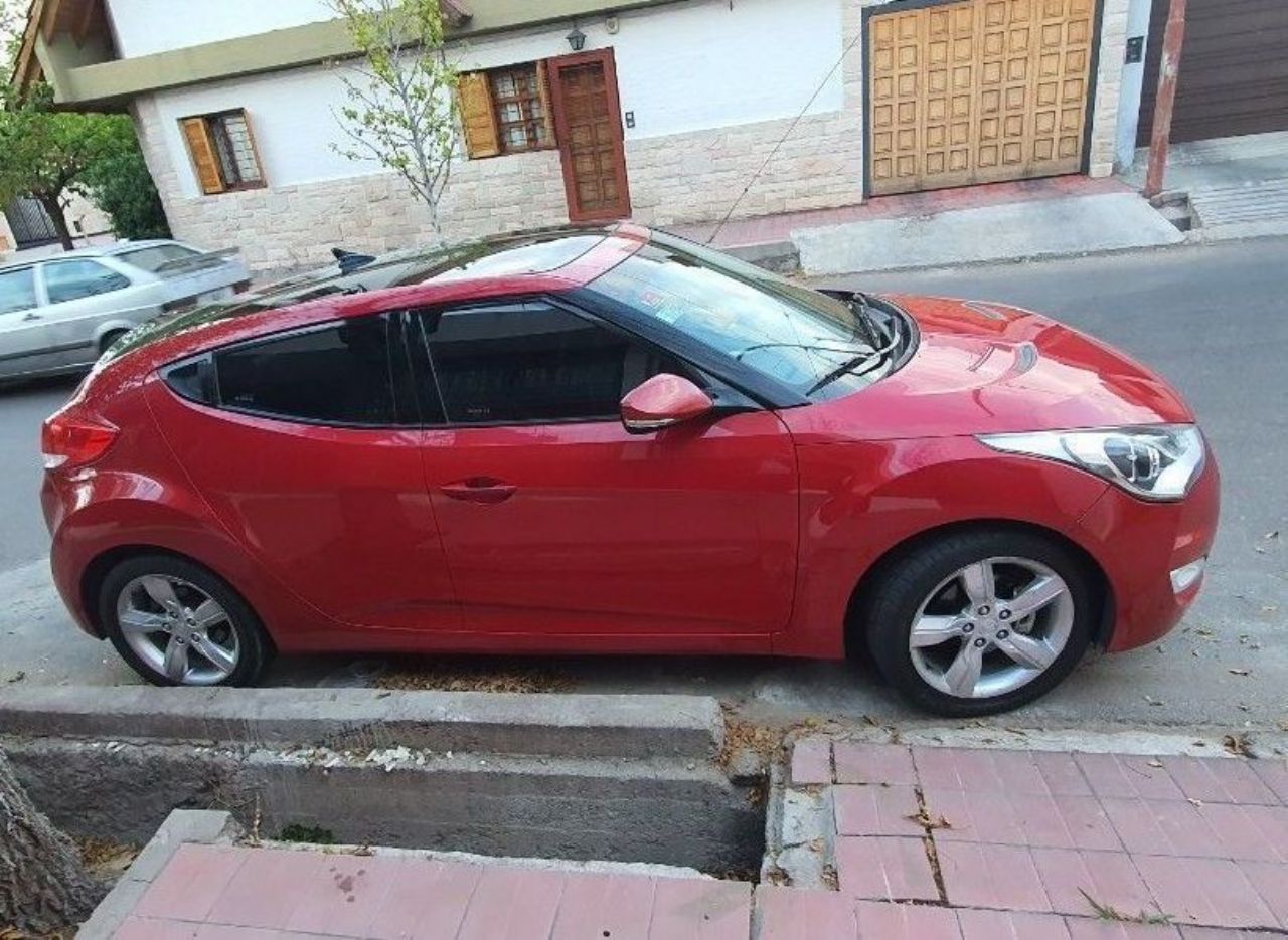 Hyundai Veloster Usado en Mendoza, deRuedas