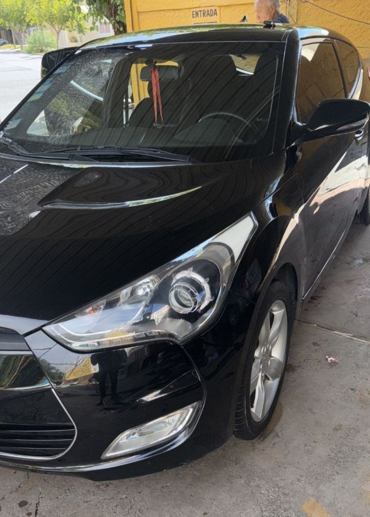 Hyundai Veloster Usado en San Juan, deRuedas