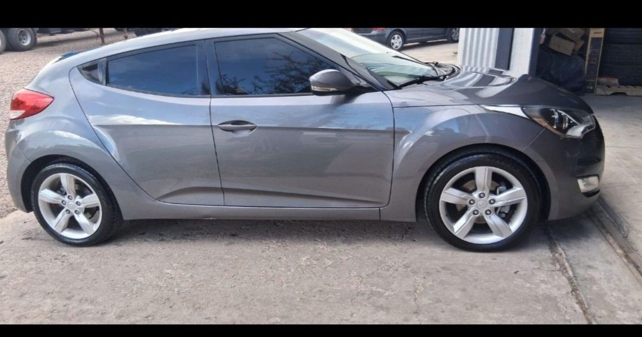 Hyundai Veloster Usado en Mendoza, deRuedas