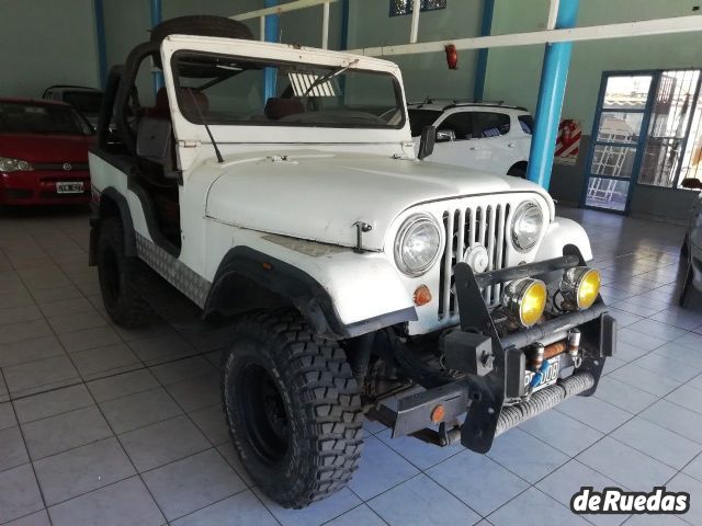 Ika Jeep Usado en Mendoza, deRuedas