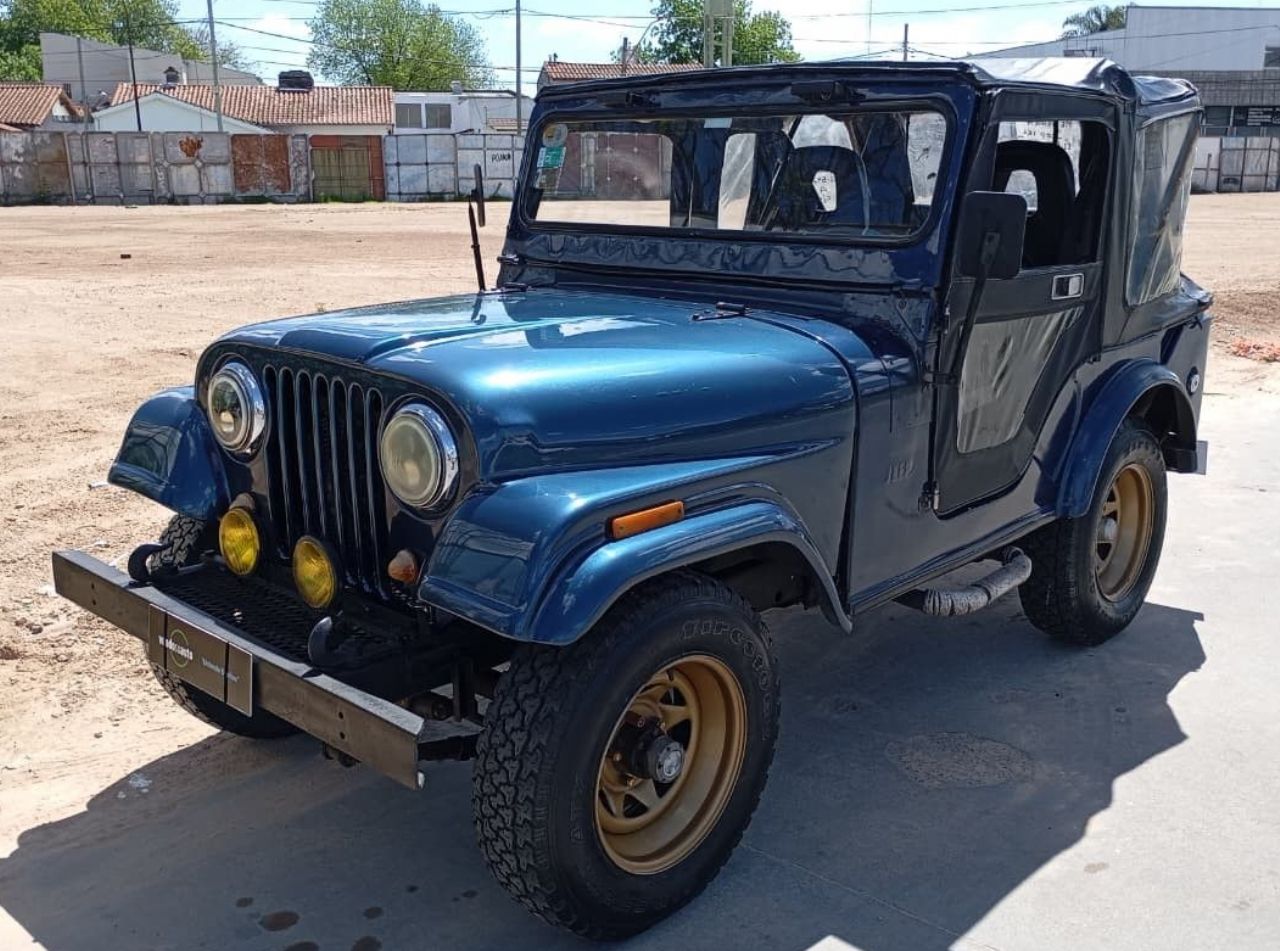 Ika Jeep Usada en Buenos Aires, deRuedas