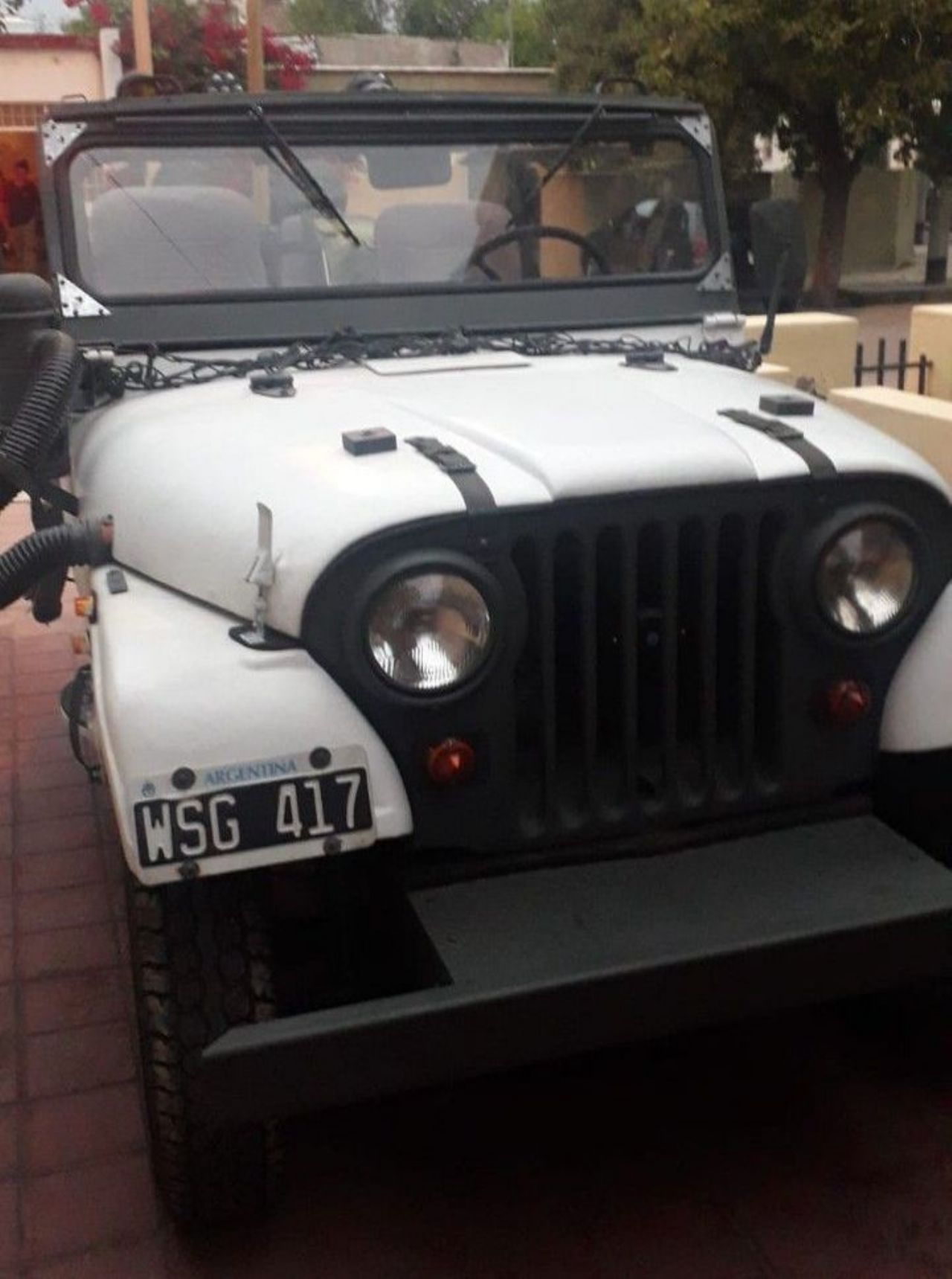 Ika Jeep Usada en Mendoza, deRuedas