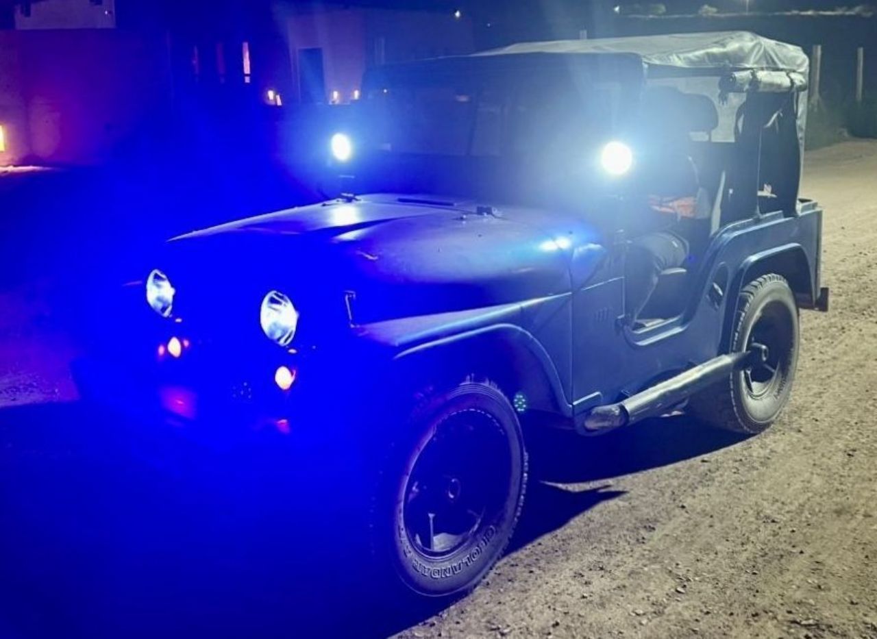 Ika Jeep Usada en Mendoza, deRuedas