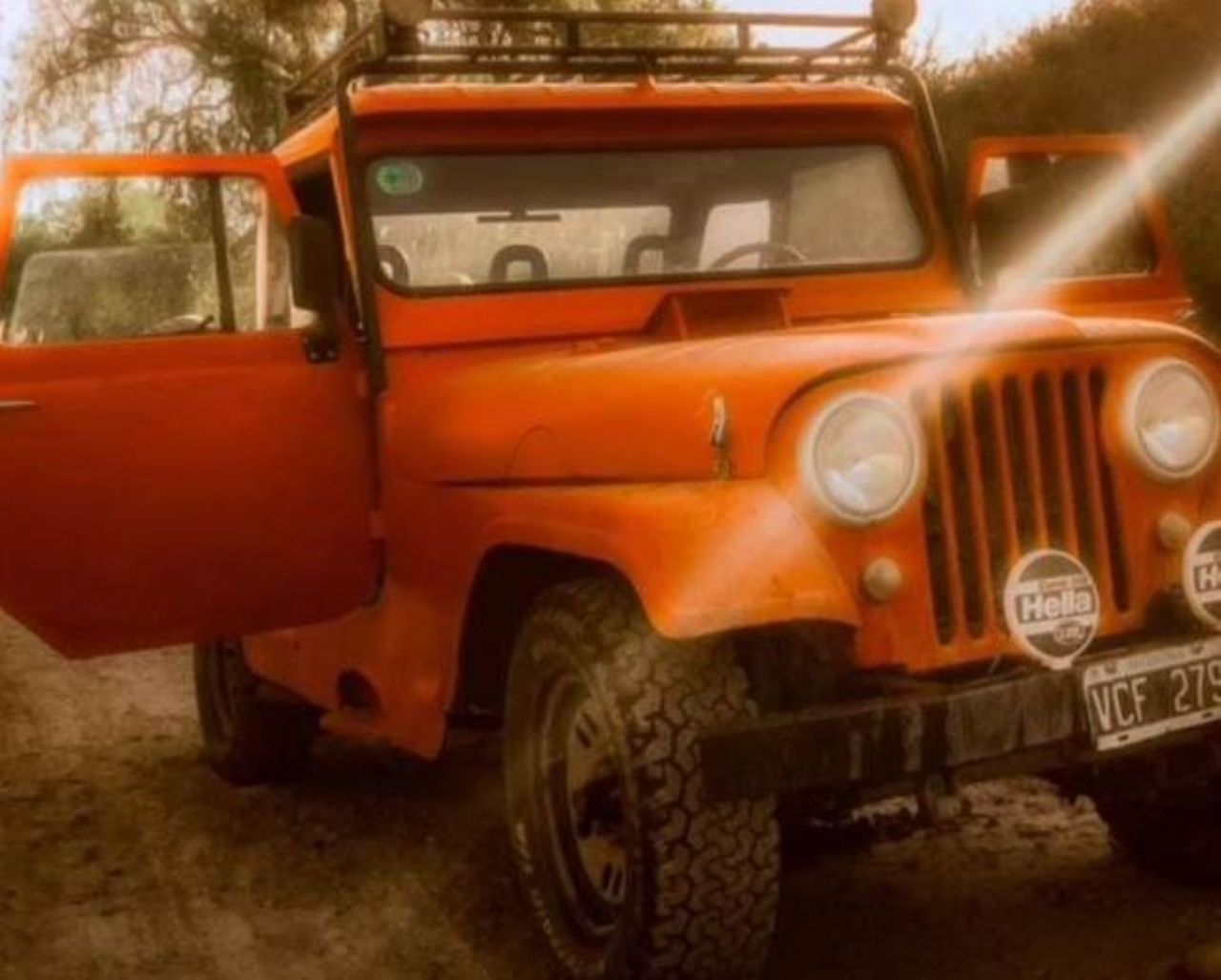 Ika Jeep Usada en Mendoza, deRuedas