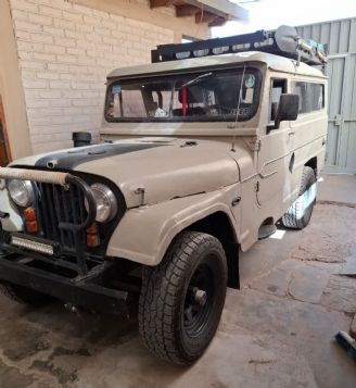Ika Jeep Usada en Mendoza