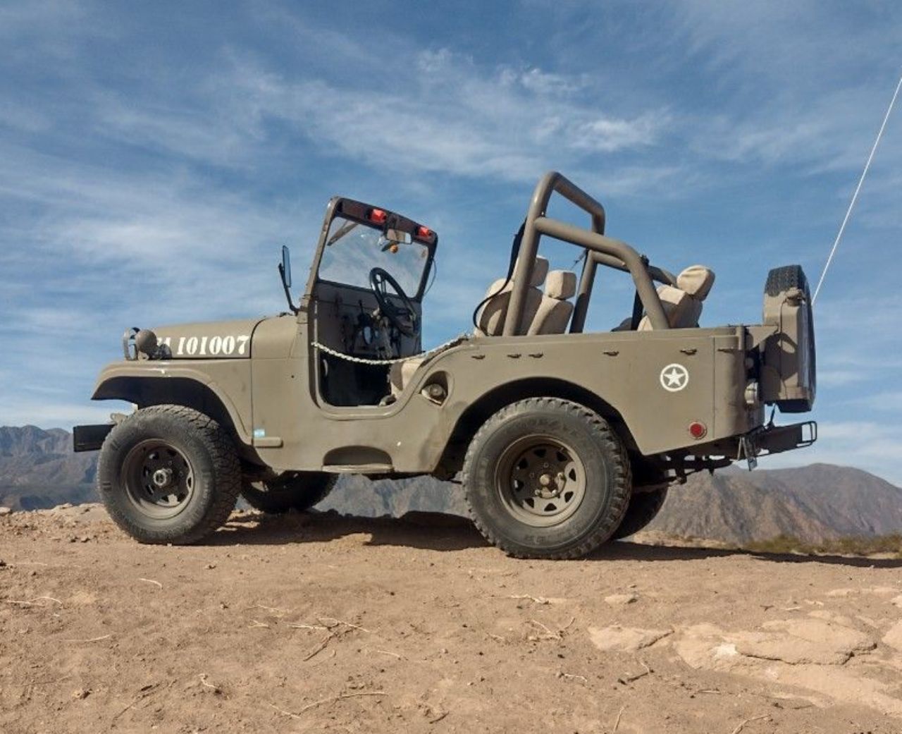 Ika Jeep Usada en Mendoza, deRuedas