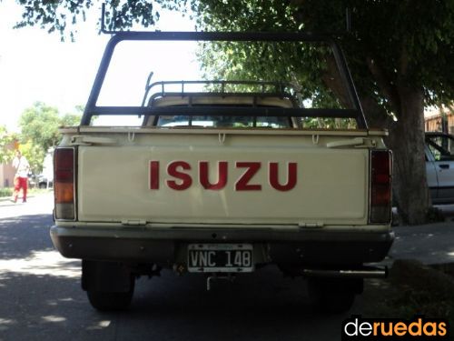 Isuzu Pick-Up Usada en Mendoza, deRuedas