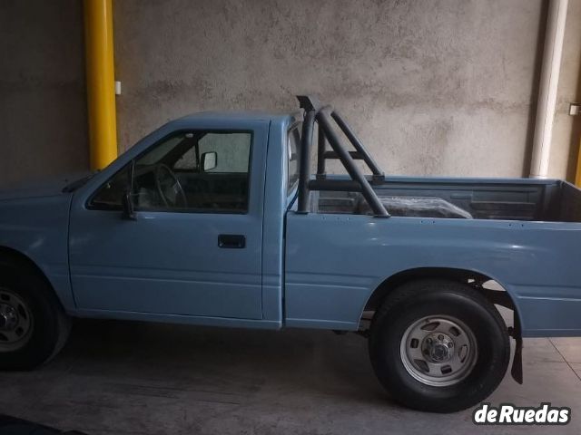 Isuzu Pick-Up Usada en Mendoza, deRuedas