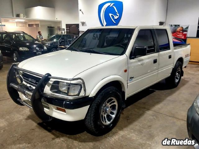 Isuzu Pick-Up Usada en Mendoza, deRuedas