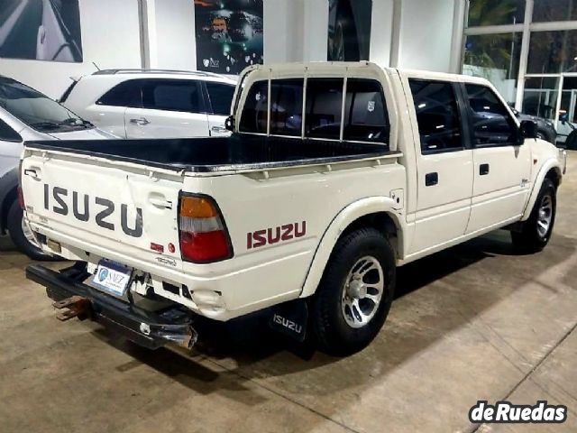 Isuzu Pick-Up Usada en Mendoza, deRuedas