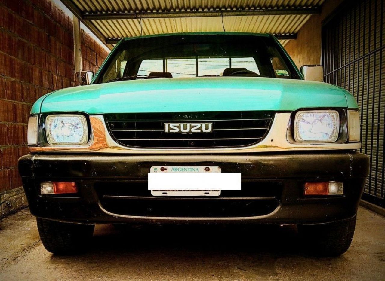 Isuzu Pick-Up Usada en Córdoba, deRuedas