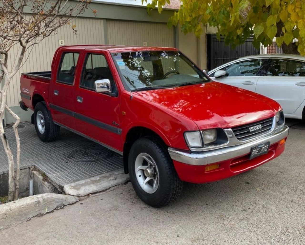 Isuzu Pick-Up Usada en Mendoza, deRuedas