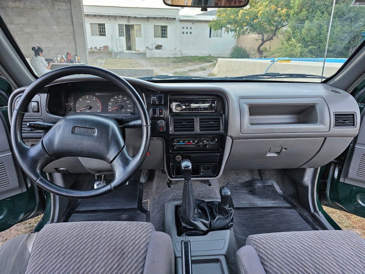 Isuzu Pick-Up Usada en Mendoza, deRuedas