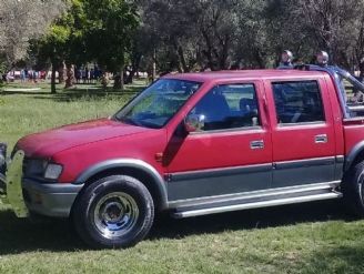 Isuzu Pick-Up Usada en Mendoza