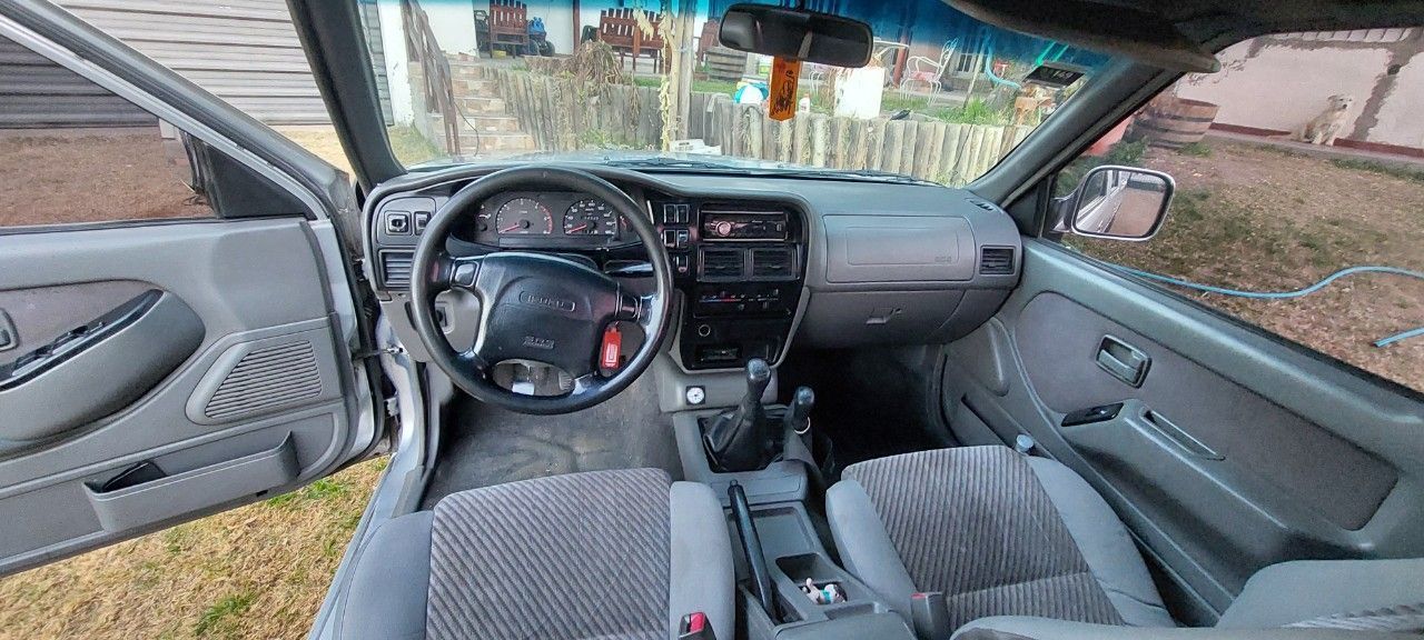 Isuzu Pick-Up Usada en Mendoza, deRuedas