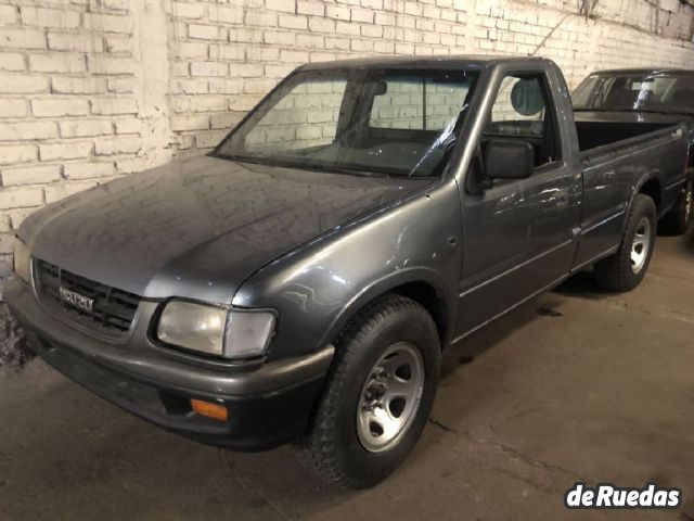 Isuzu Pick-Up Usada en Mendoza, deRuedas