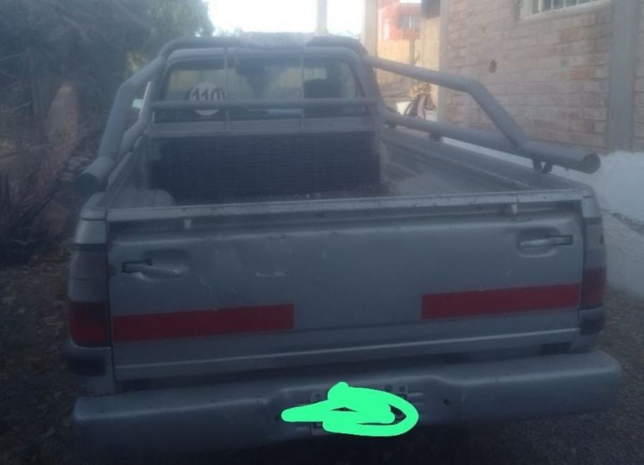 Isuzu Pick-Up Usada en Mendoza, deRuedas