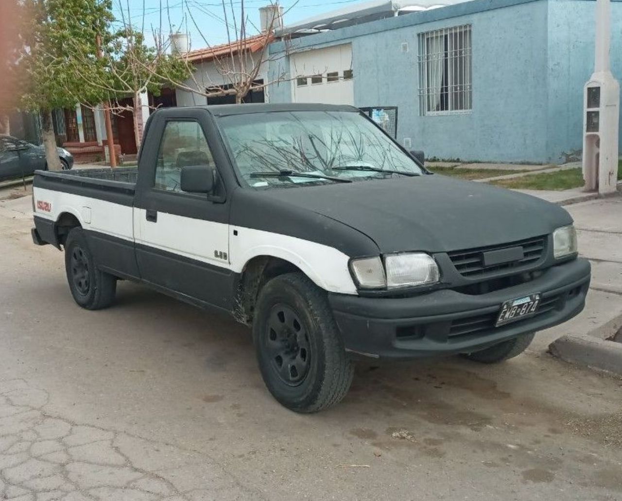 Isuzu Pick-Up Usada en Mendoza, deRuedas