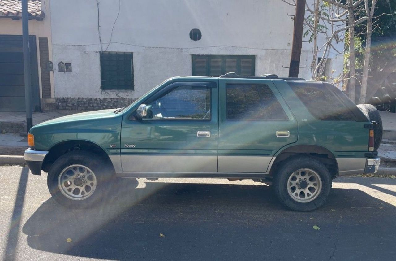 Isuzu Rodeo Usado en Mendoza, deRuedas