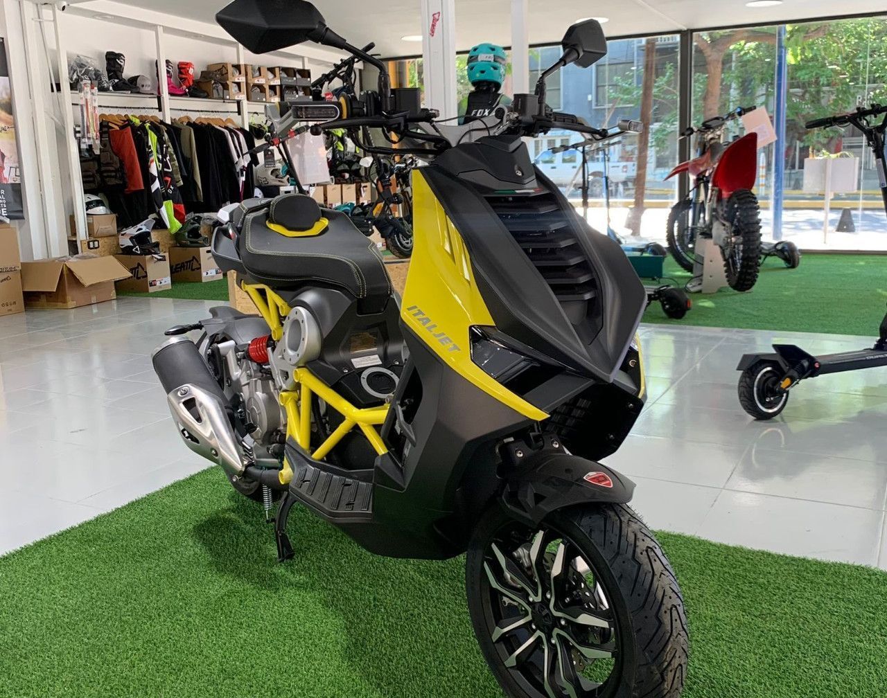 Italjet Dragster Nueva en Mendoza, deRuedas
