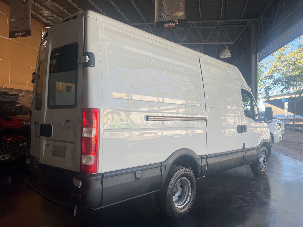Iveco Daily Usada en Mendoza, deRuedas