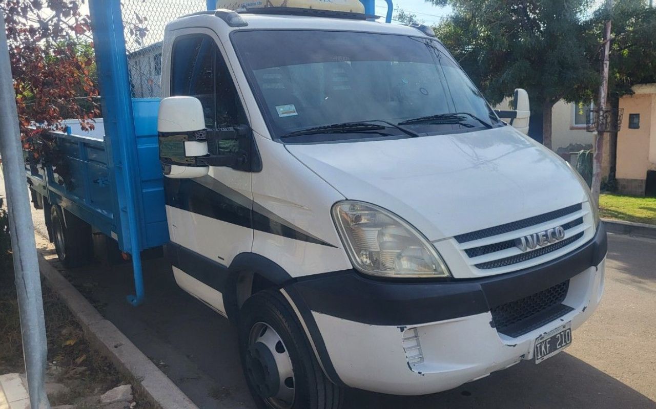 Iveco Daily Usada en Mendoza, deRuedas