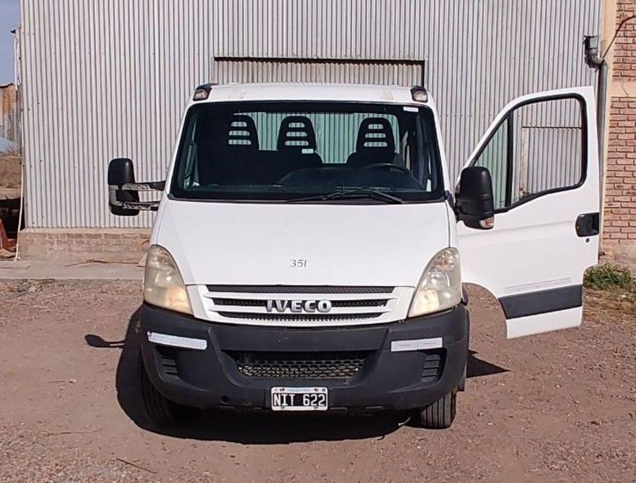 Iveco Daily Usada en Mendoza, deRuedas