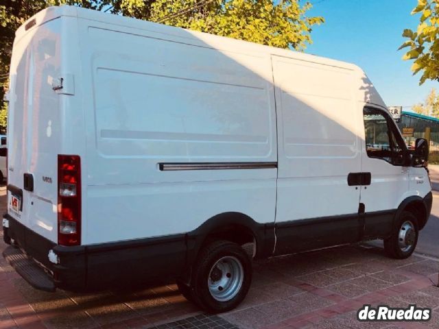 Iveco Daily Usada en Mendoza, deRuedas