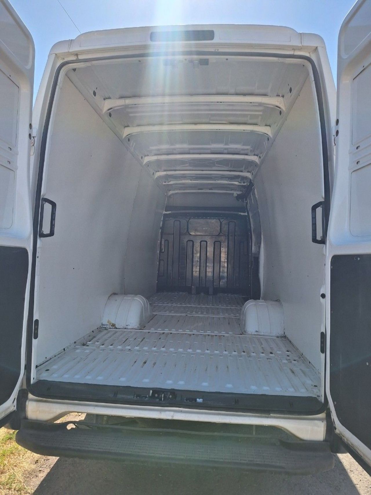 Iveco Daily Usada Financiado en Mendoza, deRuedas