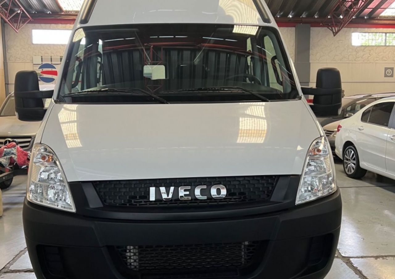 Iveco Daily Usada en Mendoza, deRuedas