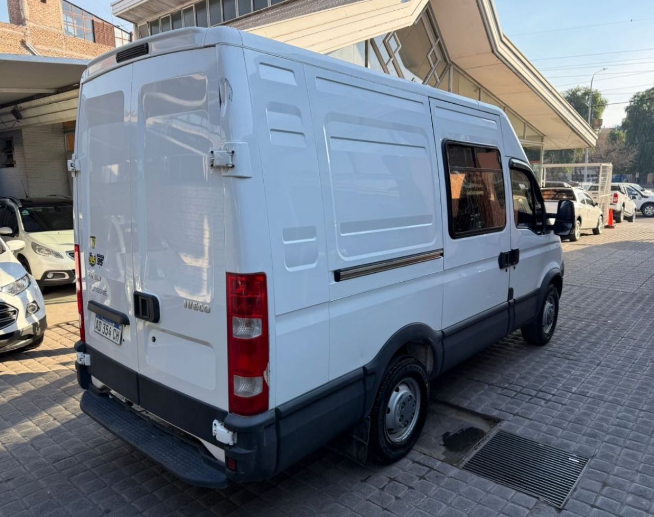 Iveco Daily Usada Financiado en Mendoza, deRuedas