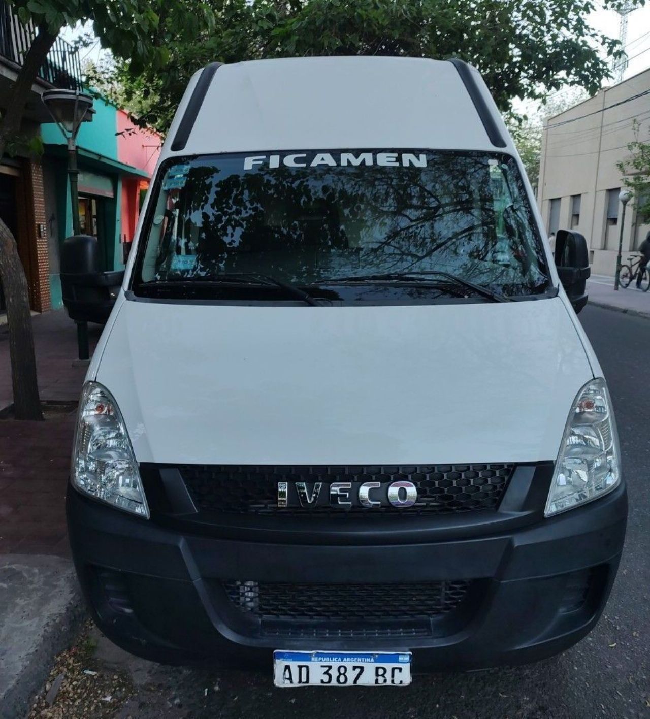 Iveco Daily Usada en Mendoza, deRuedas