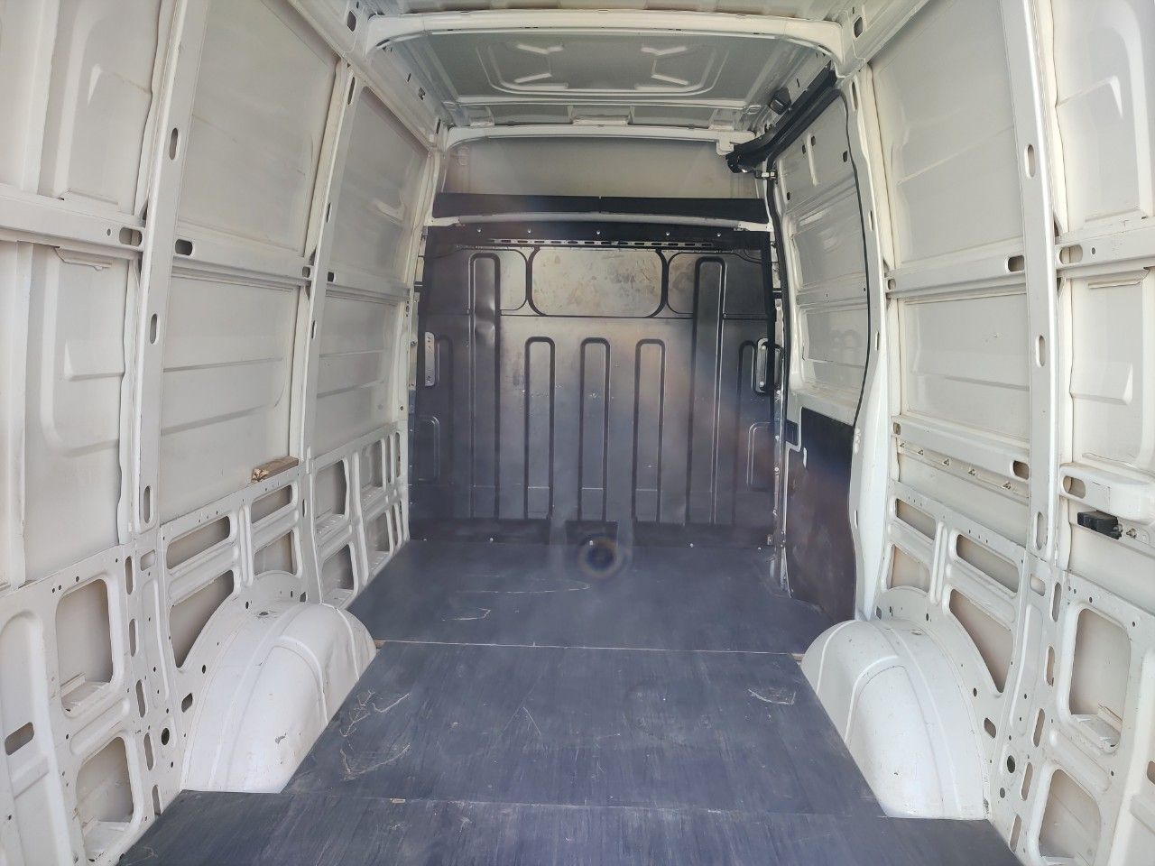 Iveco Daily Usada en Mendoza, deRuedas